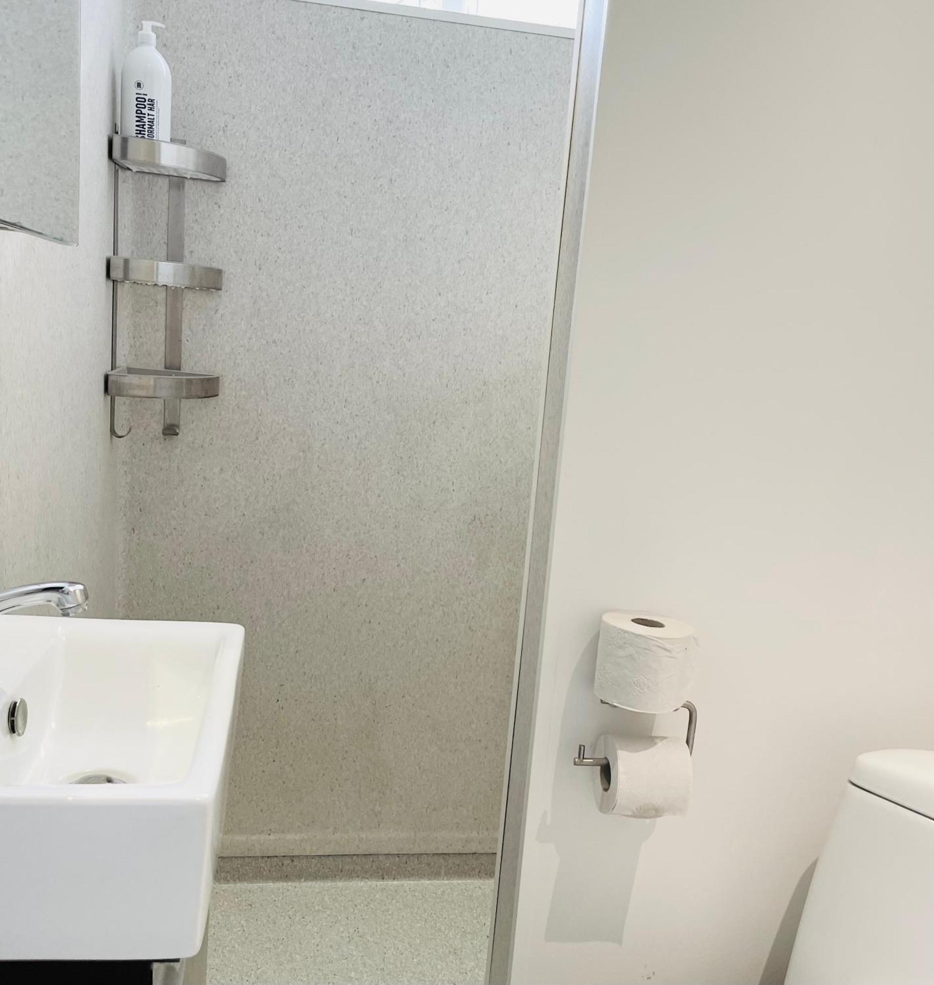 Scandinavian Apartment Hotel -Lunden 2- Central 2 Room Apartment Хорсенс Экстерьер фото